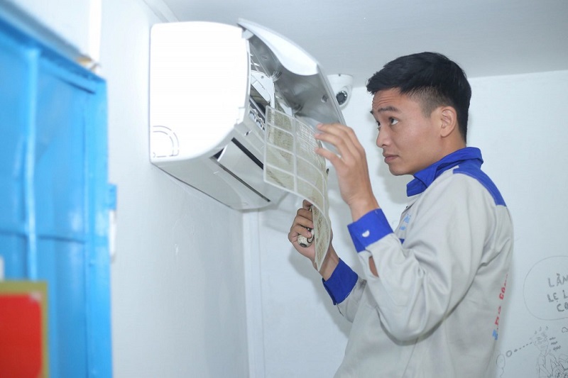 Dịch vụ vệ sinh điều hòa tại Điện lạnh Gia Định