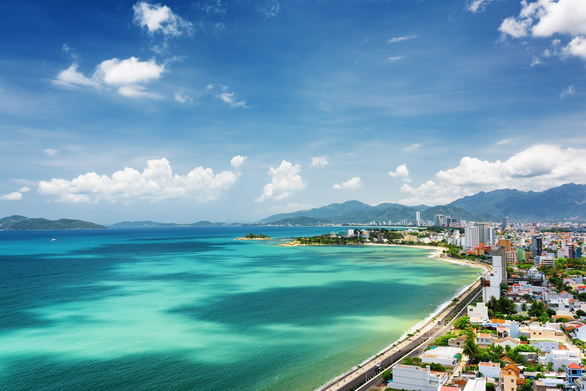 Cuối năm nên đi du lịch ở đâu đẹp? - Thành phố biển Nha Trang