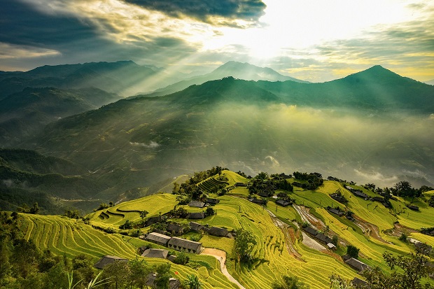 Hà Giang - Địa điểm du lịch cuối năm đẹp với cảnh đồi núi