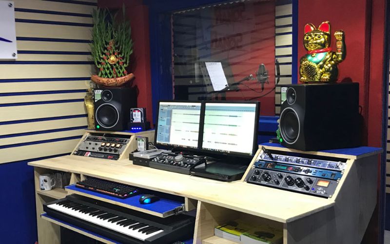 SONAR PRODUCTION - Phòng studio thu âm chất lượng cao
