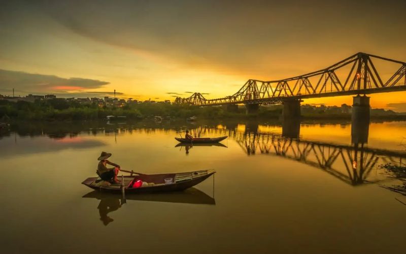 Cầu Long Biên - Danh lam thắng cảnh đẹp của thủ đô Việt Nam