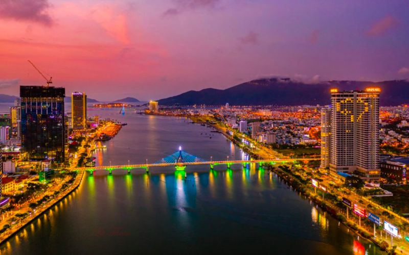 Sông Hàn - Địa điểm du lịch nổi tiếng ở Đà Nẵng