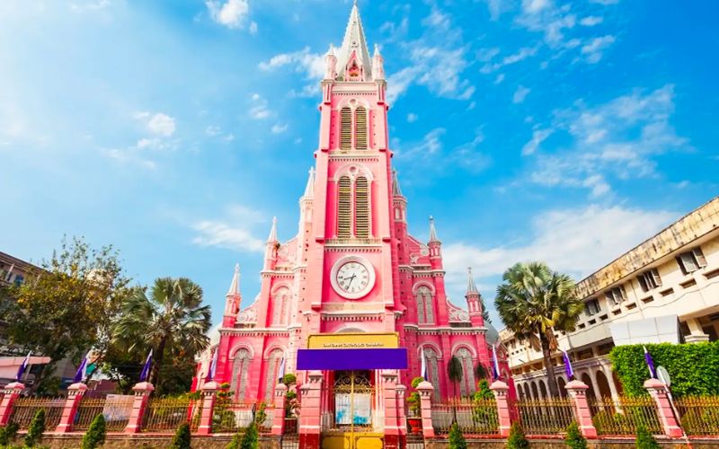 Nhà thờ Tân Định - Nhà thờ nổi tiếng ở Việt Nam