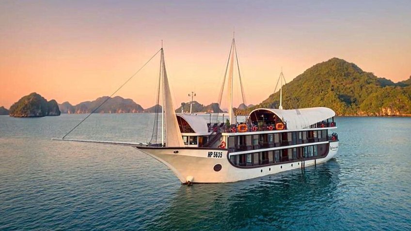 Sena Cruises - Du thuyền 5 sao đẹp trên Vịnh Lan Hạ
