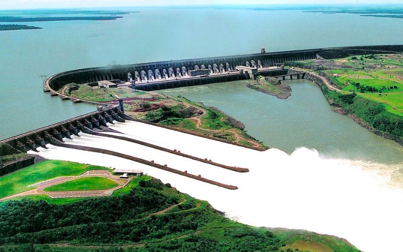 Đập Itaipu (Brazil & Paraguay) - Một trong những nhà máy thuỷ điện lớn nhất thế giới