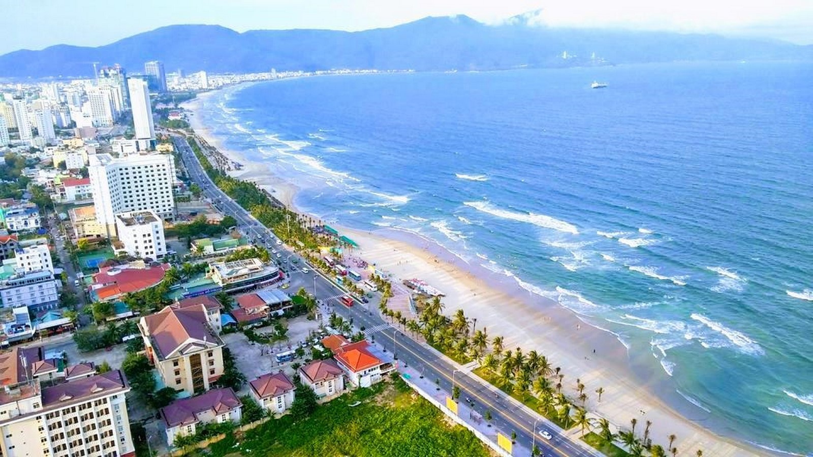 Quảng Ngãi - Tỉnh thành có đường bờ biển dài tại khu vực miền Trung