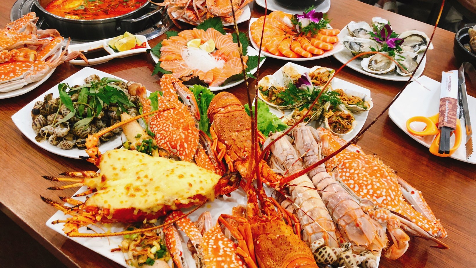 Poseidon - Nhà hàng buffet hải sản Hà Nội nổi tiếng