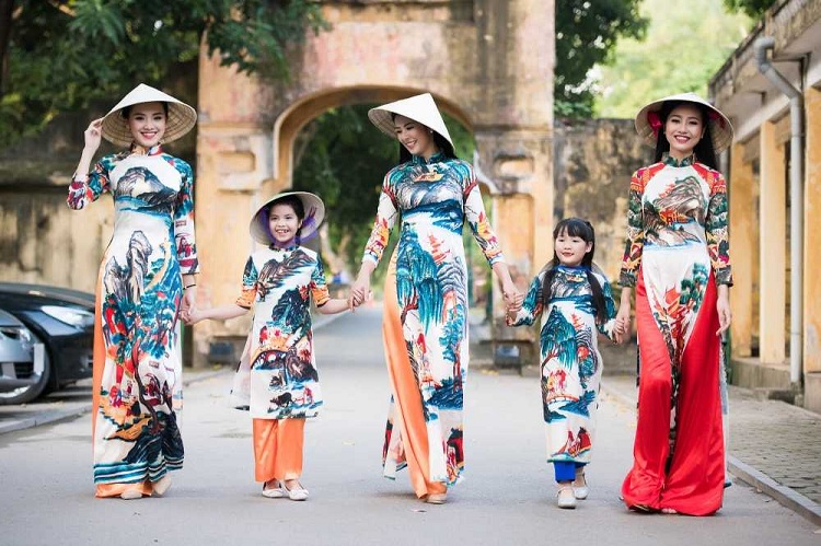 Minh Đức - Nơi thuê áo dài đẹp, chất lượng tại Hà Nội