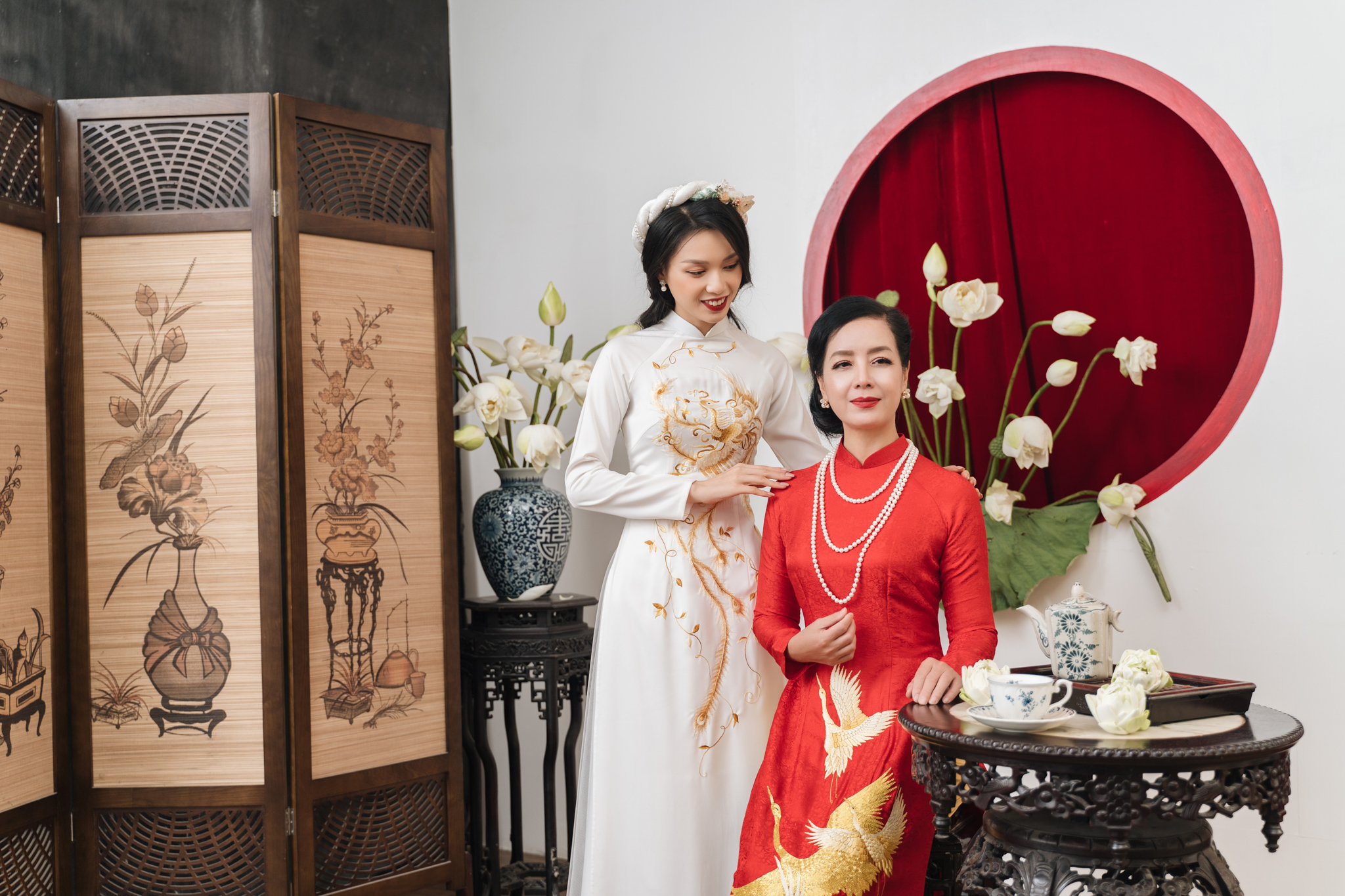 Hương Bridal - Địa điểm cho thuê áo dài nổi tiếng ở Hà Nội