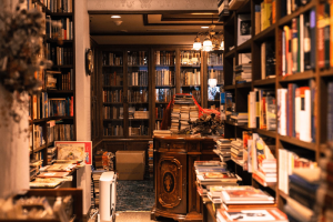 Top 10 cửa hàng sách cũ lớn nhất tại Hà Nội uy tín và giá tốt
