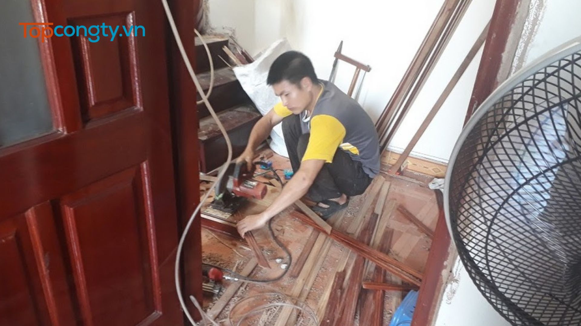 Xưởng mộc Phú Nam - Nơi hội tụ các thợ sửa chữa đồ gỗ lành nghề tại Hà Nội