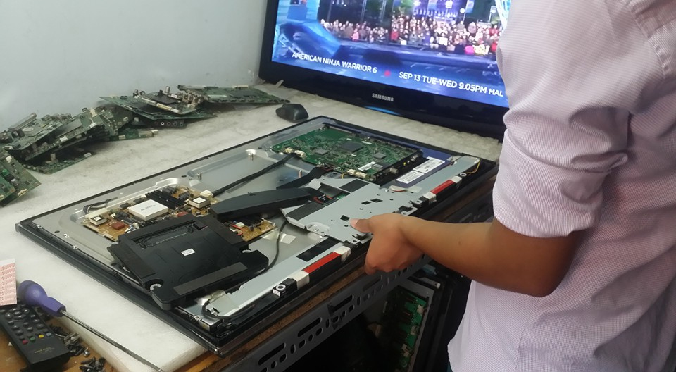 Điện tử Hoàng Sơn - Dịch vụ sửa chữa tivi tại nhà chất lượng