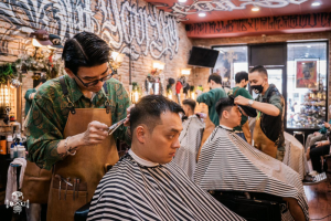Top 10 tiệm cắt tóc nam đẹp ở Hà Nội giá rẻ đông khách
