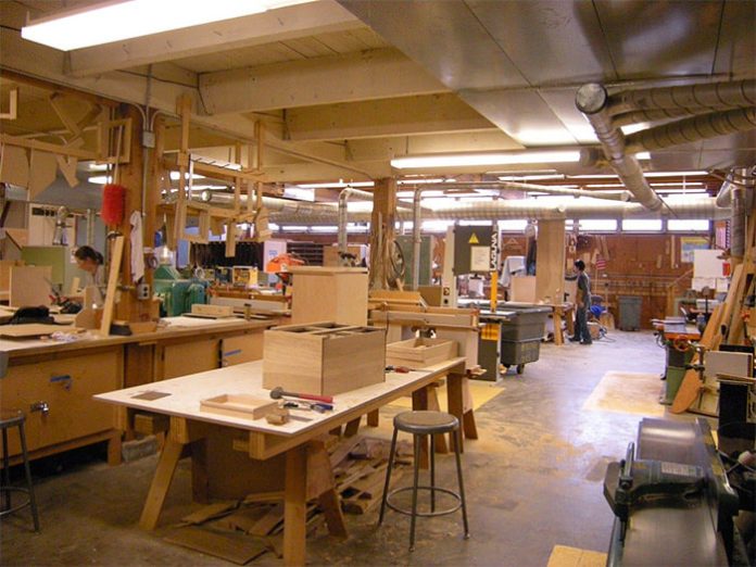 Top 10 xưởng mộc, xưởng gỗ nội thất uy tín hàng đầu tại TP. HCM